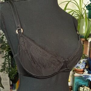 Sofia by Sofia Vergara Black Lace Underwire Bra